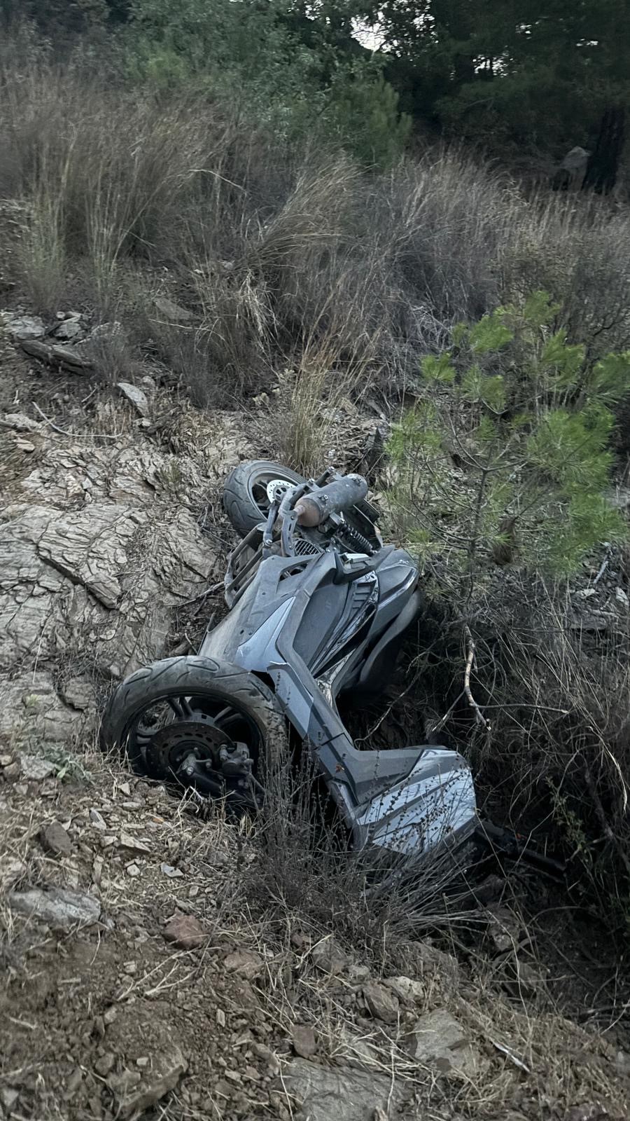 Gazipaşa'da motosikletiyle 30 metrelik uçurumdan yuvarlandı