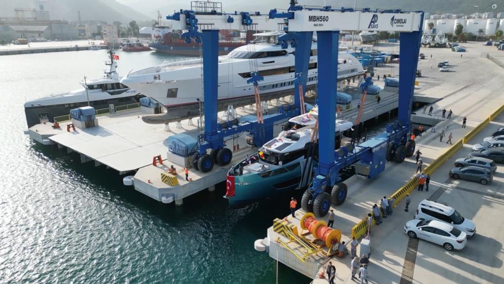 Antalya Serbest Bölge'de yat üretimi patladı