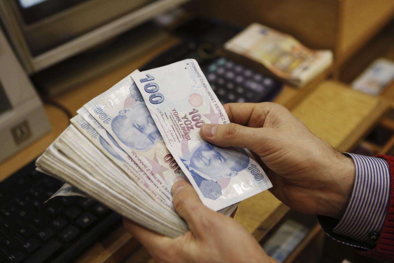 Mevduat faizi büyük artış: Bankalar rekor seviyelerde!