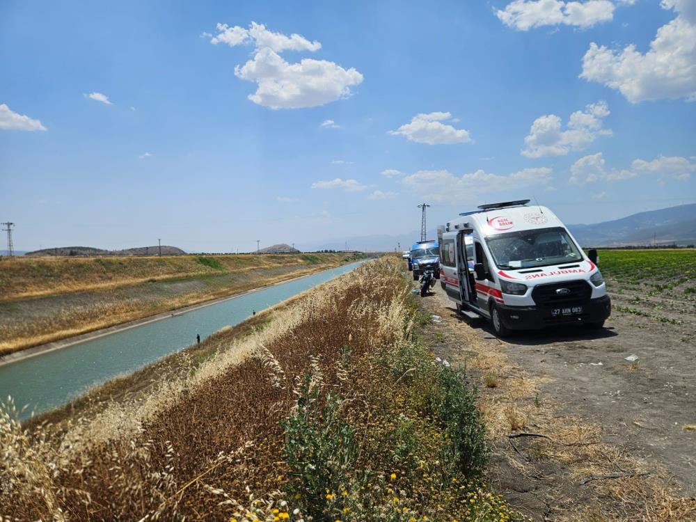 Serinlemek Için Girdiği Kanalda Kayboldu