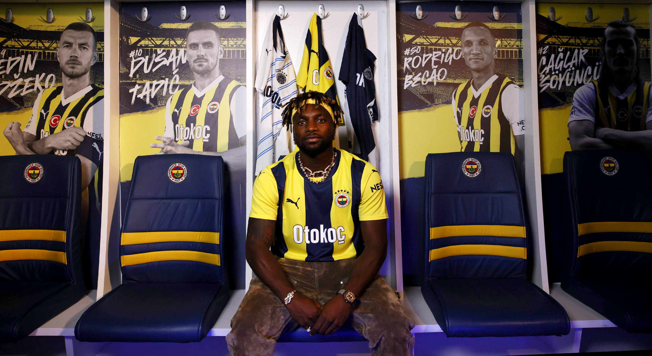 Saint-Maximin Fenerbahçe'de! Sarı-Lacivert'e Dördüncü Fransız Geldi