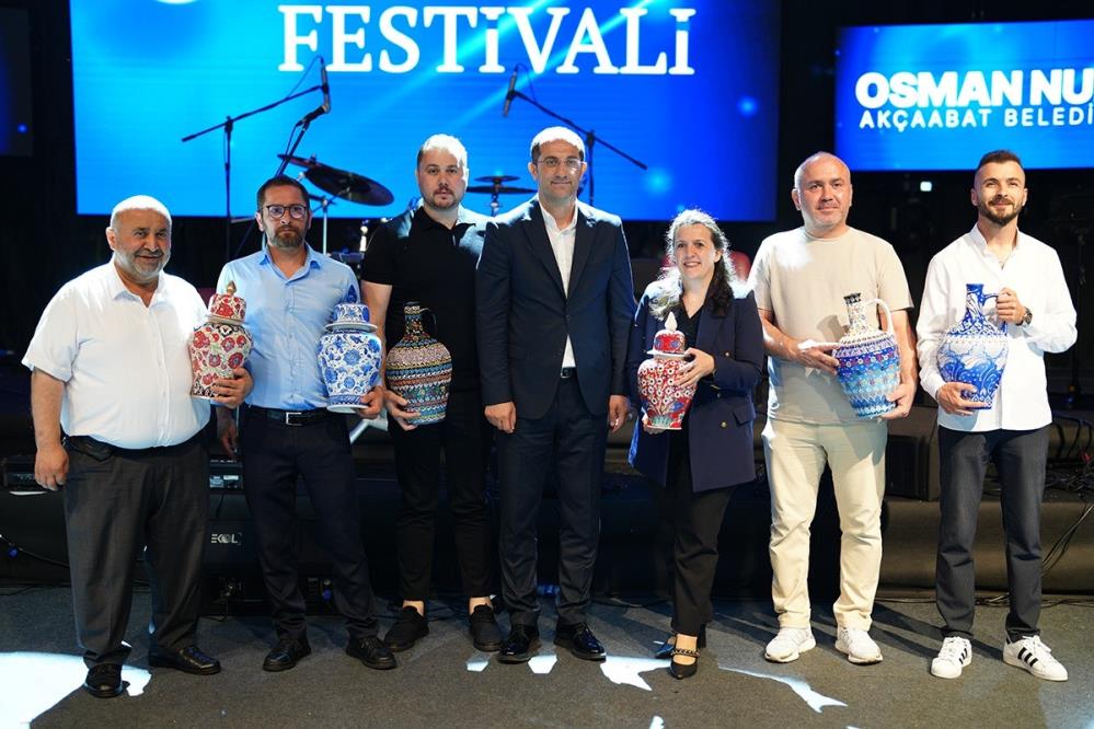 Akçaabat Müzik ve Halk Oyunları Festivali coşkuyla tamamlandı