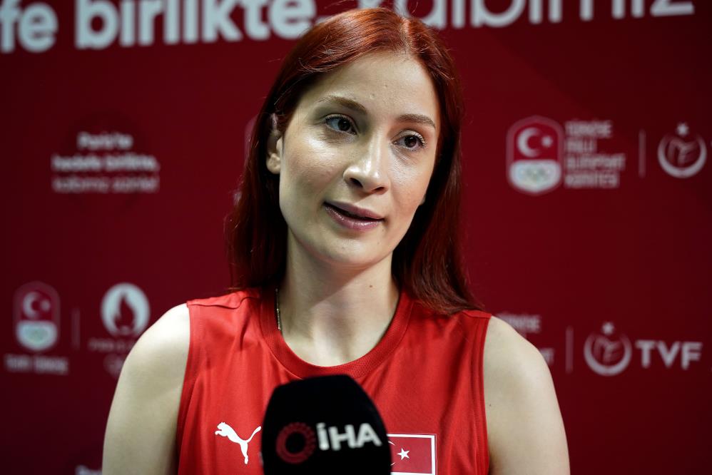 Tuğba Şenoğlu: 'Paris 2024'te kürsüde olmak istiyoruz'