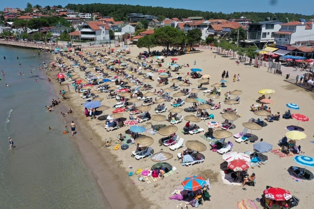 Kocaeli'nde tüm plajlarda denize girmek yasaklandı