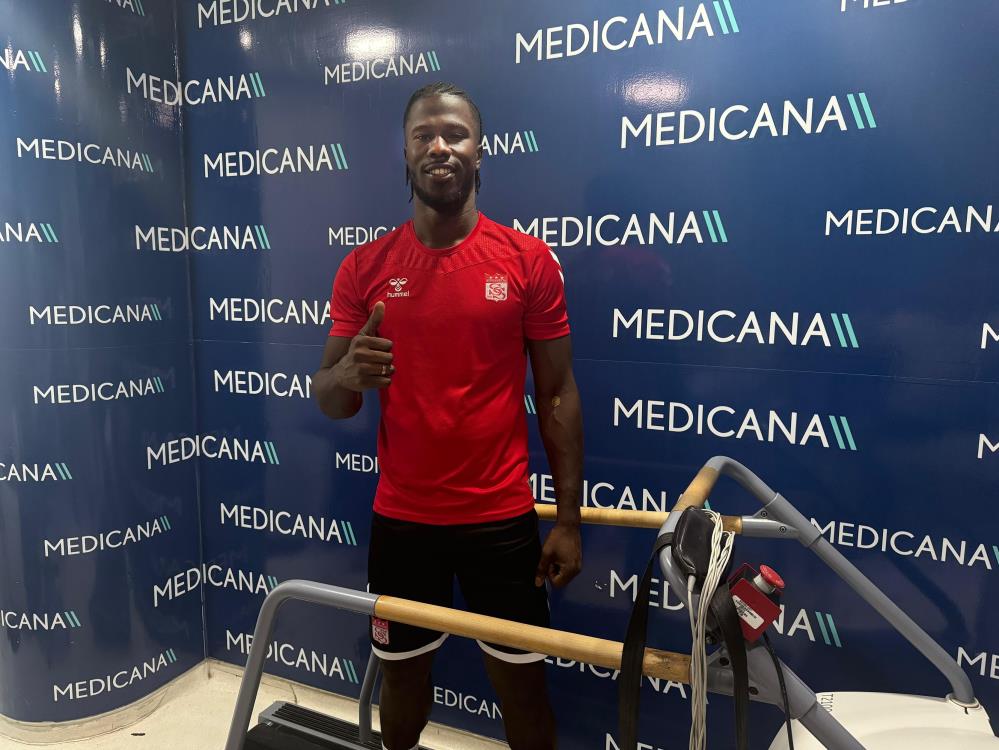 Sivasspor'da Keita Balde sağlık kontrolünden geçti