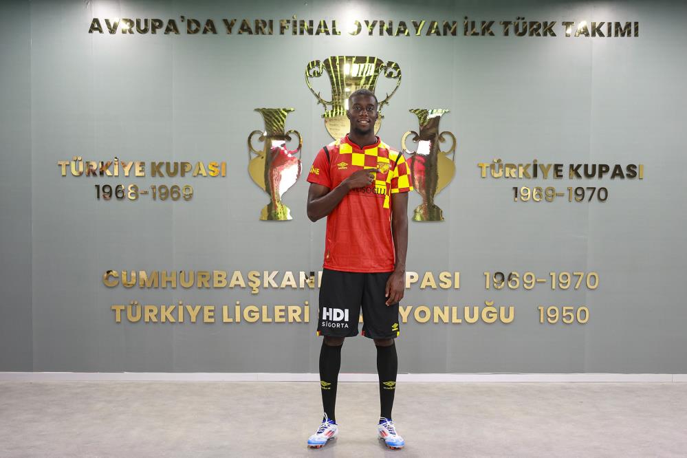 Göztepe Malcom Bokele'yi açıkladı