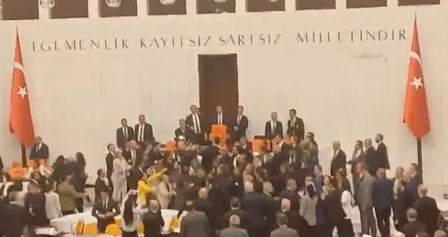 Ahmet Şık Kimdir Ahmet Şık'a Kim Saldırdı  2