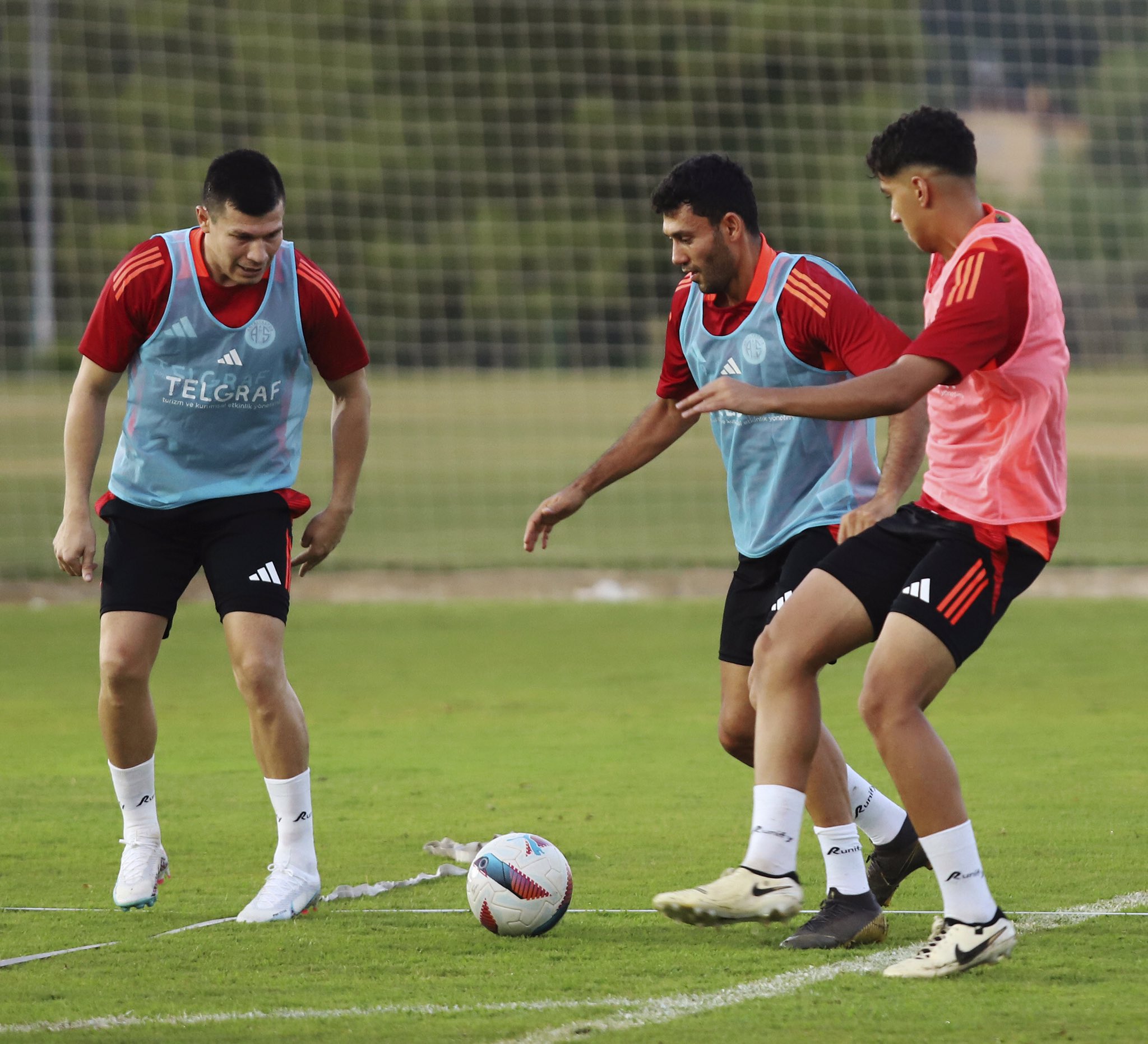 Antalyaspor Göztepe maçı ne zaman saat kaçta hangi kanalda? Muhtemel 11'ler