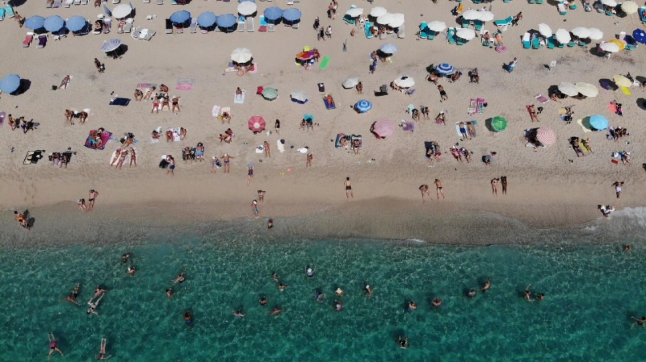 Alanya doldu taştı