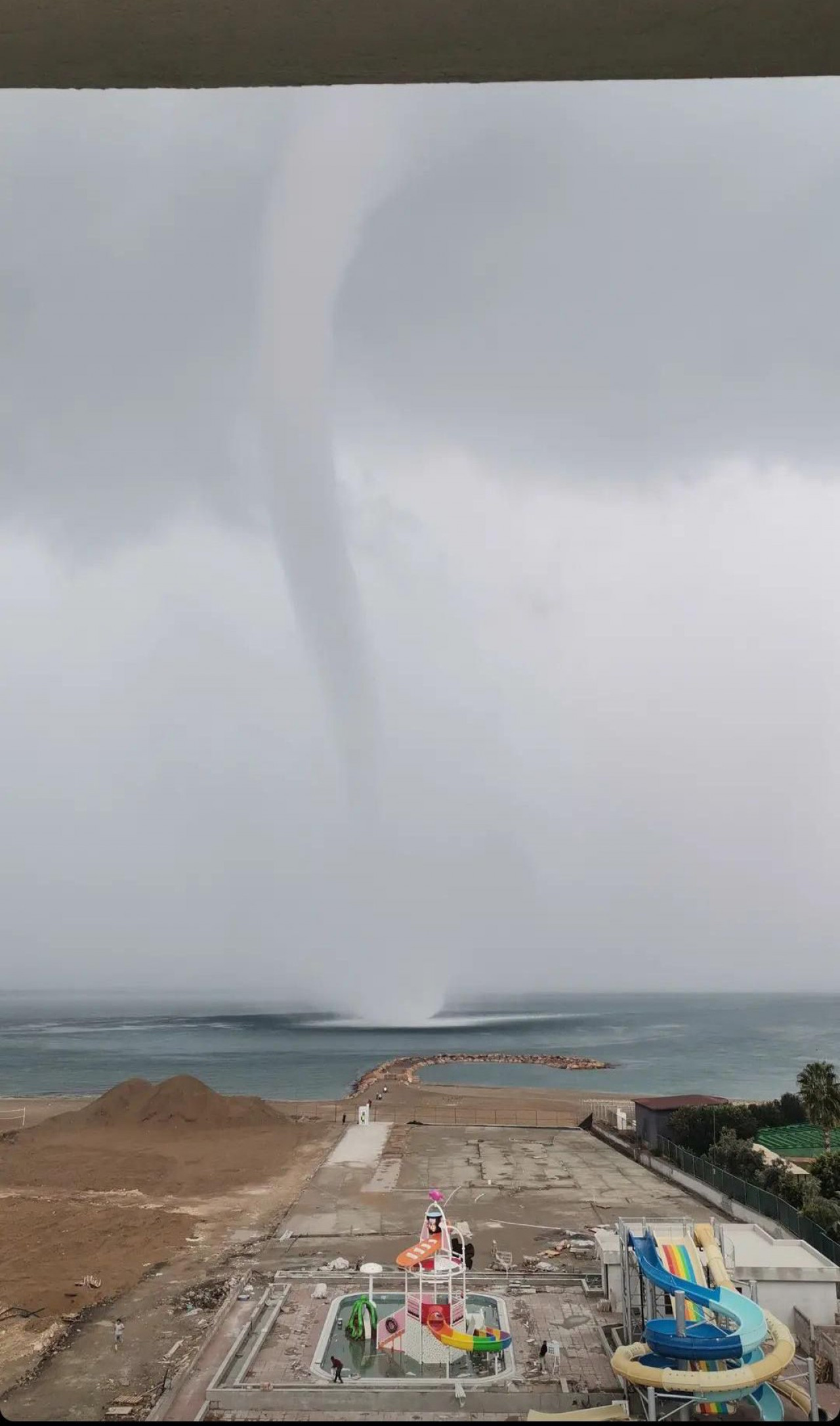 ALANYA’DA HORTUM PANİĞİ  