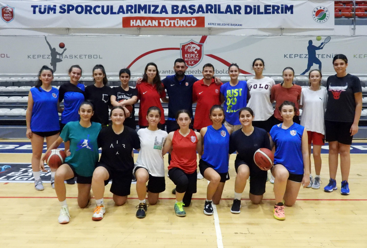 Kepez’in basketbol takımı fırtına gibi