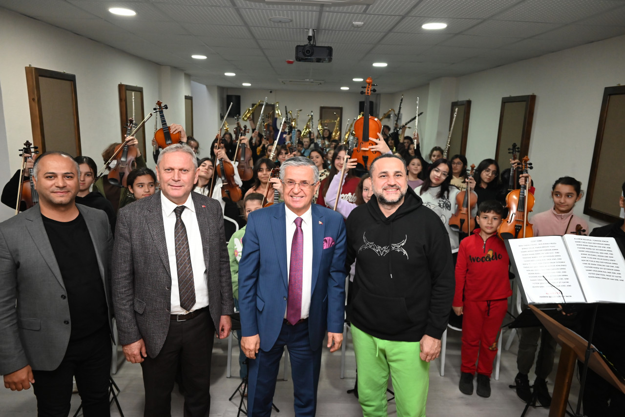 SMA İÇİN ÖZEL KONSER