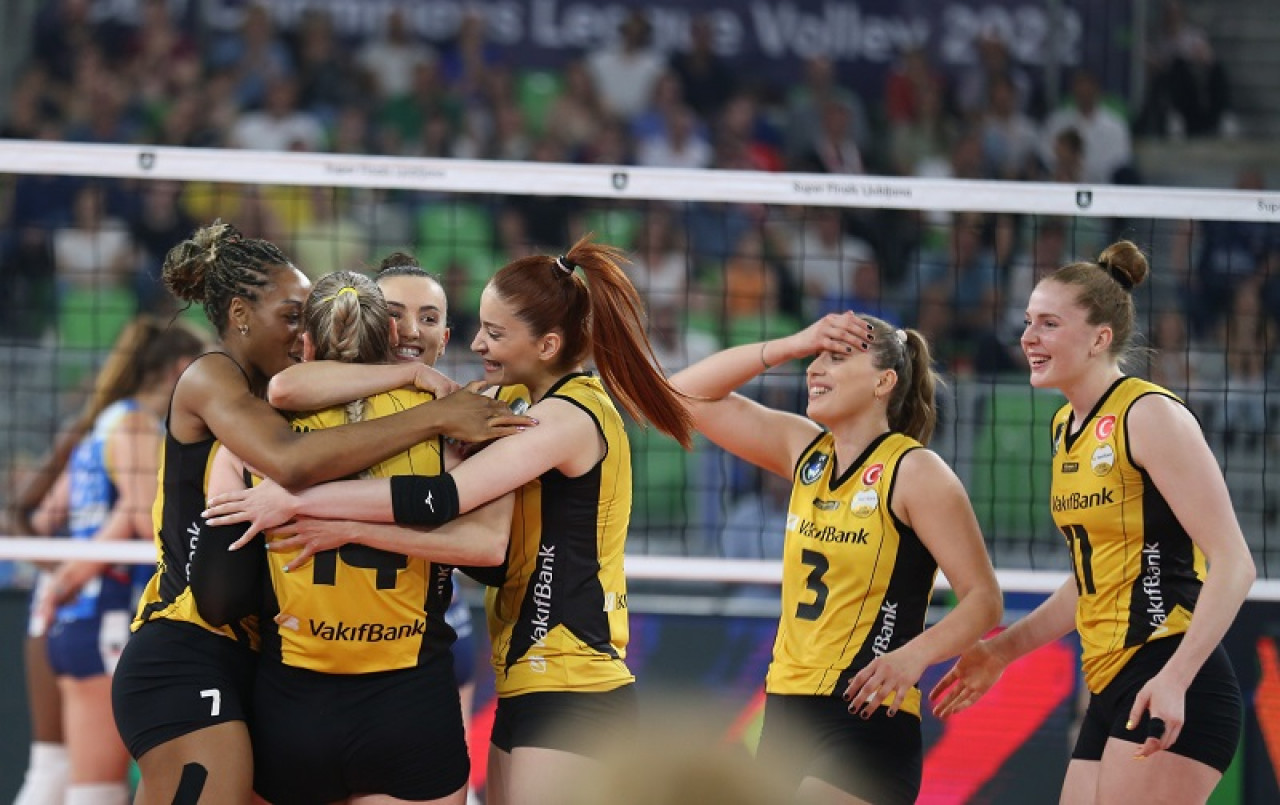 VAKIFBANK DÜNYA İKİNCİSİ OLDU