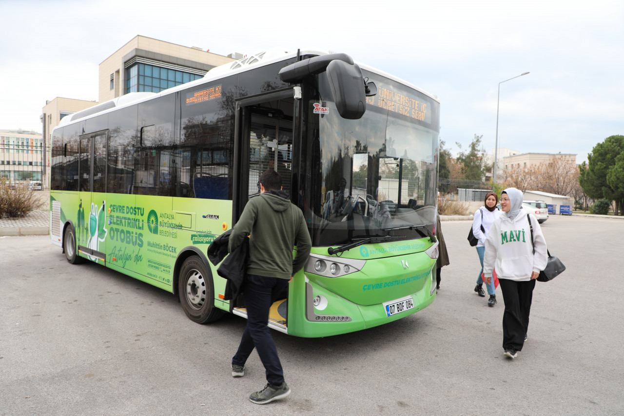 Öğrencilere ulaşım desteği 