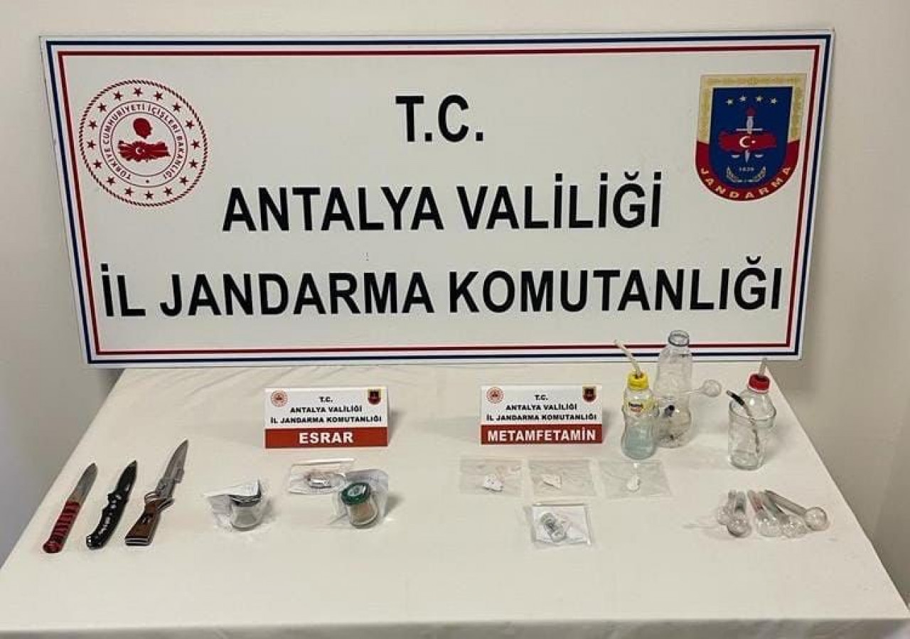  Antalya’da jandarmadan uyuşturucu operasyonu: 11 şüpheli yakalandı