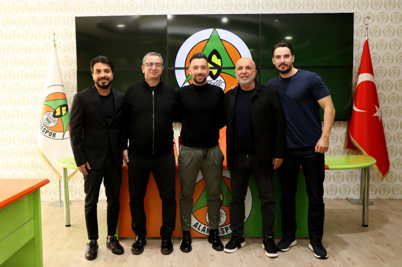 Alanyaspor, Farioli ile yollarını ayırdı