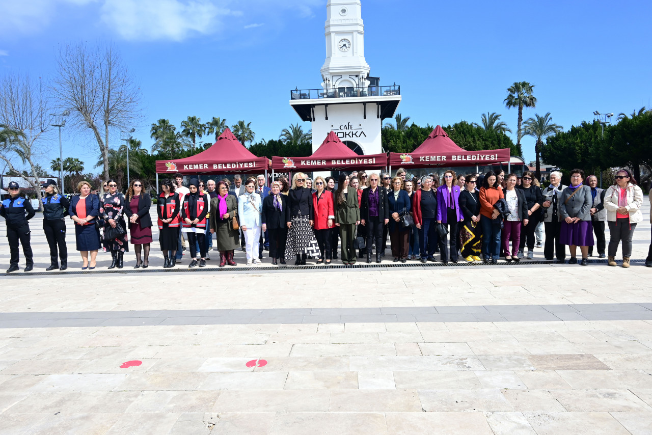 KEMER 8 MART’I KUTLADI