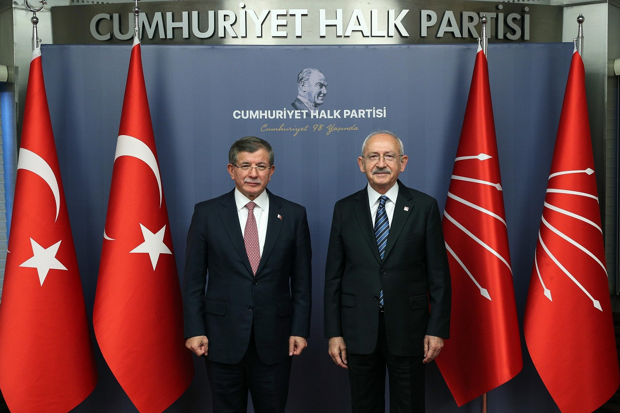 CHP lideri Kılıçdaroğlu, Gelecek Partisi Genel Başkanı Davutoğlu ile görüştü