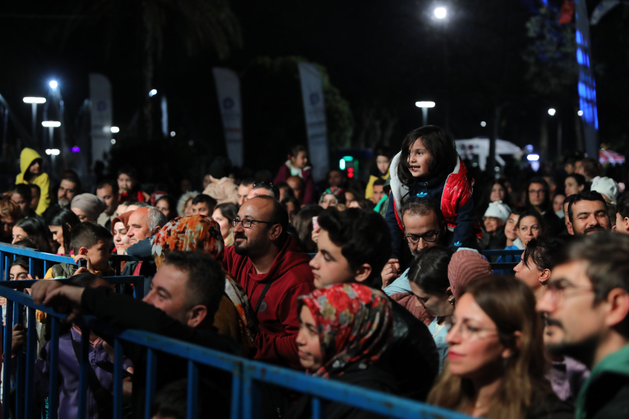 Büyükşehir’den çocuklara özel gösteri