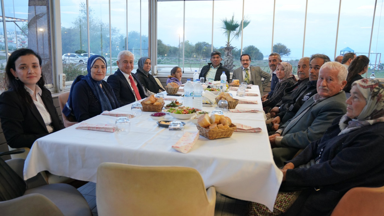 Geyikçi, muhtarlarla iftar açtı