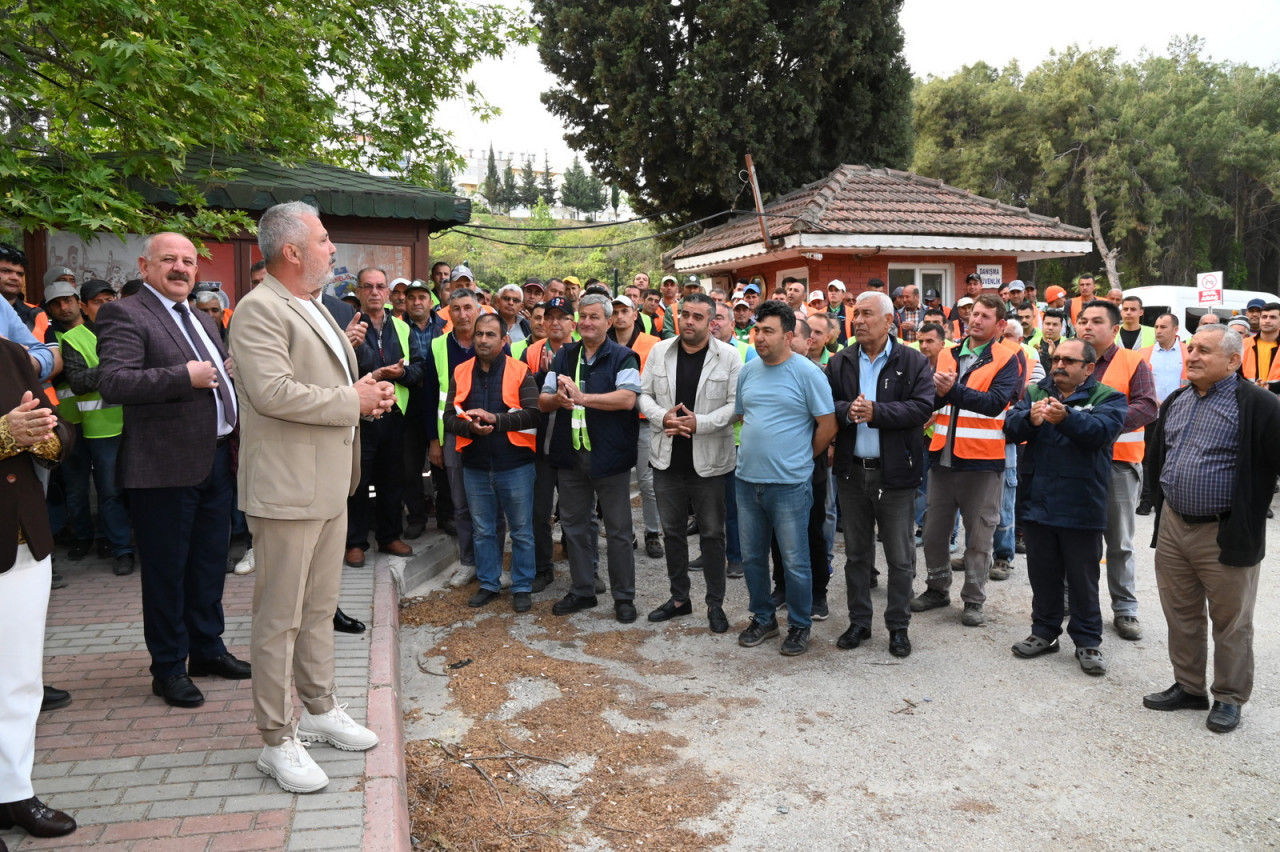 Bayramlaşma geleneği bozulmadı