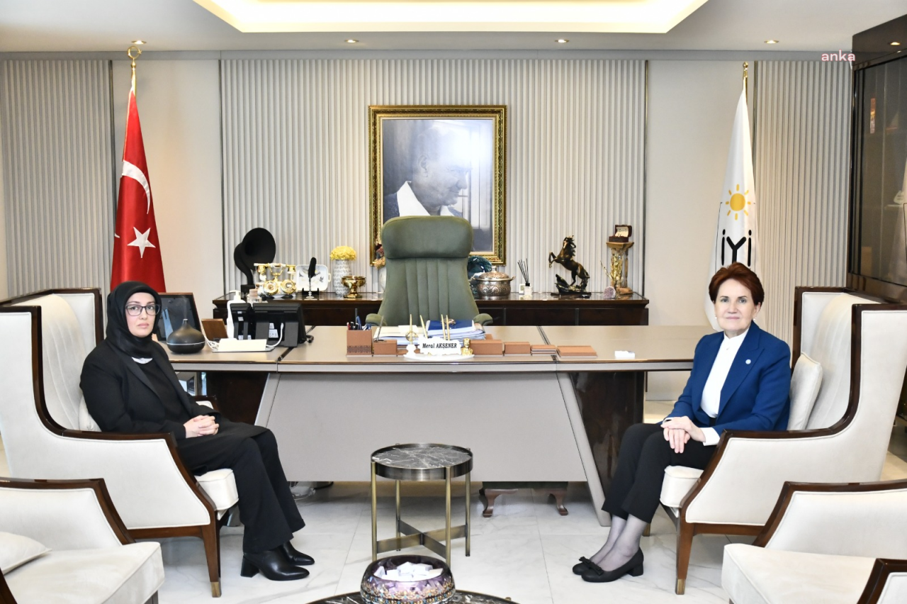 Akşener, Sinan Ateş’in eşi Ayşe Ateş ile görüştü