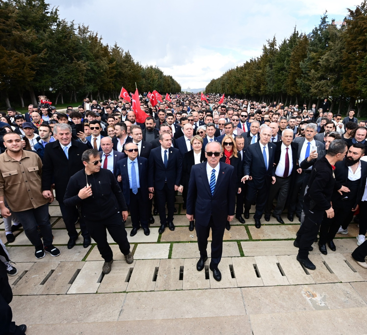 Muharrem İnce, Anıtkabir’i ziyaret etti