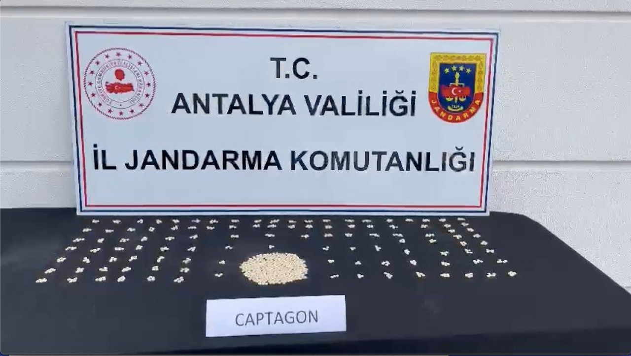 Antalya'da çok sayıda uy*şturucu hap ele geçirildi