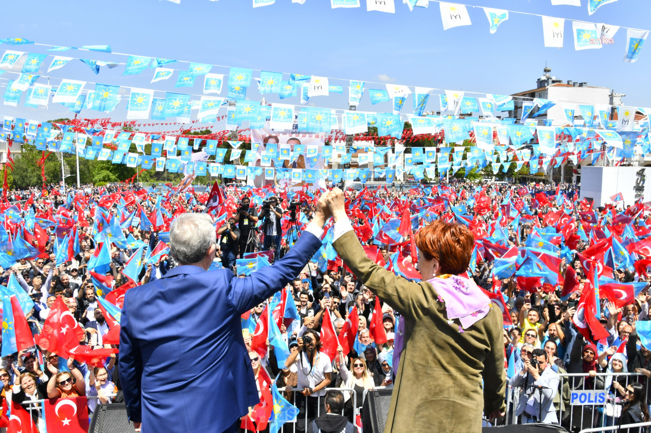 "HEPİMİZİ GÖMDÜ, GÖMDÜ, GÖMDÜ AMA SONRA İPİN UCU KAÇTI"