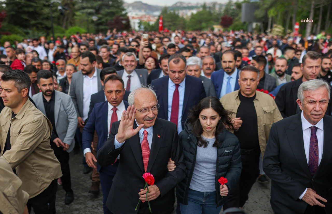 Kılıçdaroğlu ATA'nın huzuruna çıktı