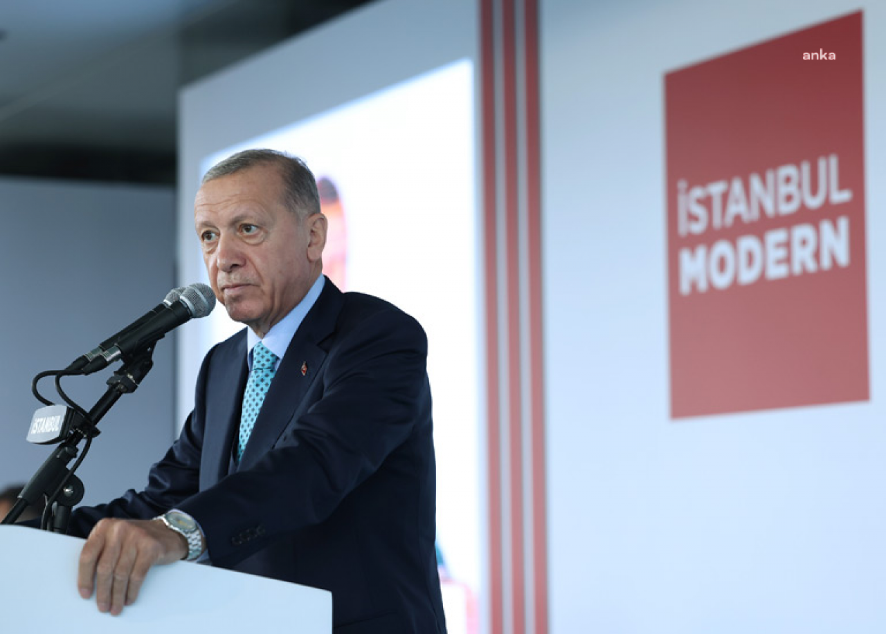 Cumhurbaşkanı Erdoğan İstanbul Modern’i ziyaret etti