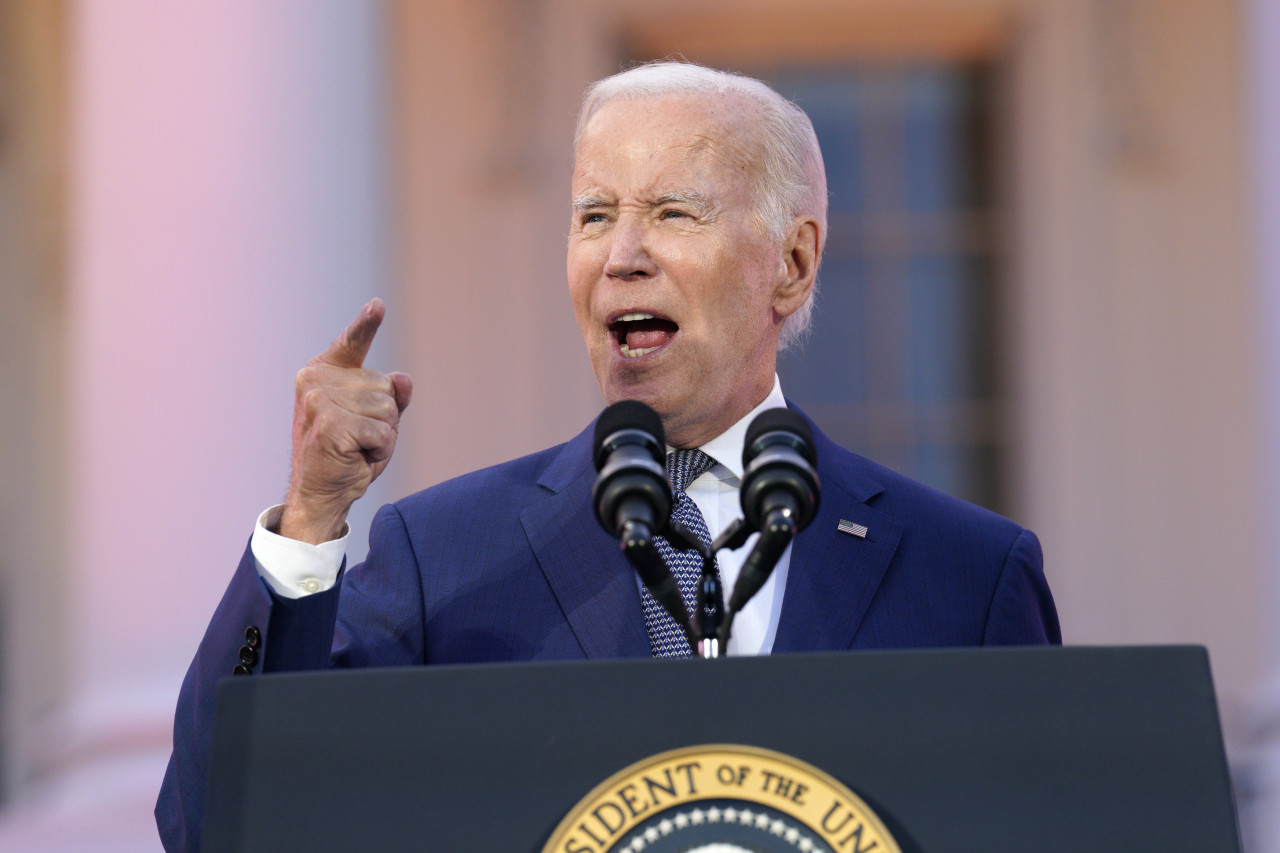 Biden’dan Xi’ye “diktatör” benzetmesi