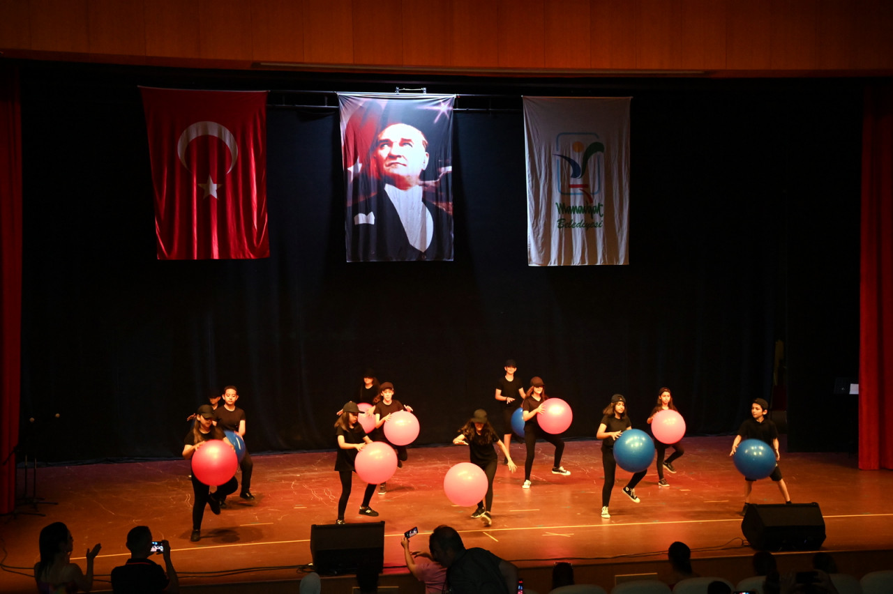 Büyükşehir kreşlerinde mezuniyet heyecanı