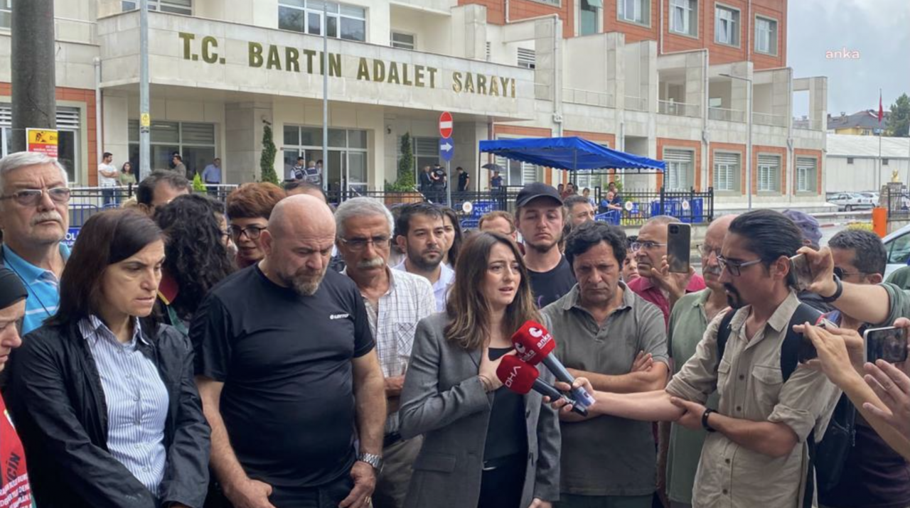 AYSU BANKOĞLU'NDAN, SEÇİM BÖLGESİNDE ADALET BAKANI'NA ÇAĞRI