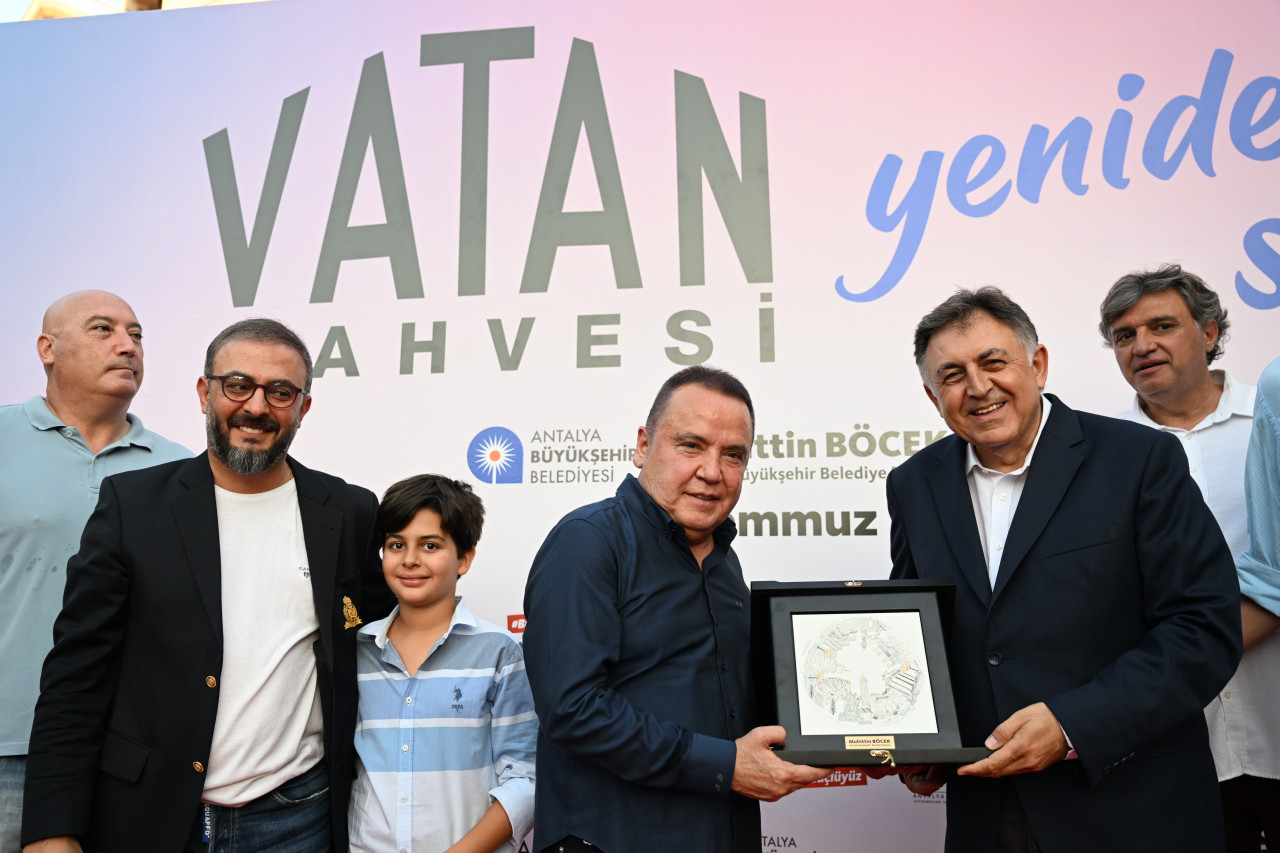 Vatan Kahvesi, Antalya’nın hizmetinde