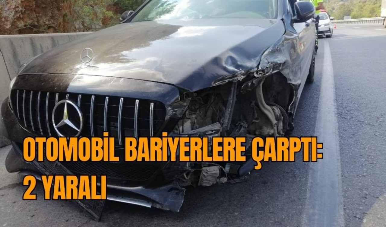 Lüks otomobil bariyerlere çarptı: 2 yaralı