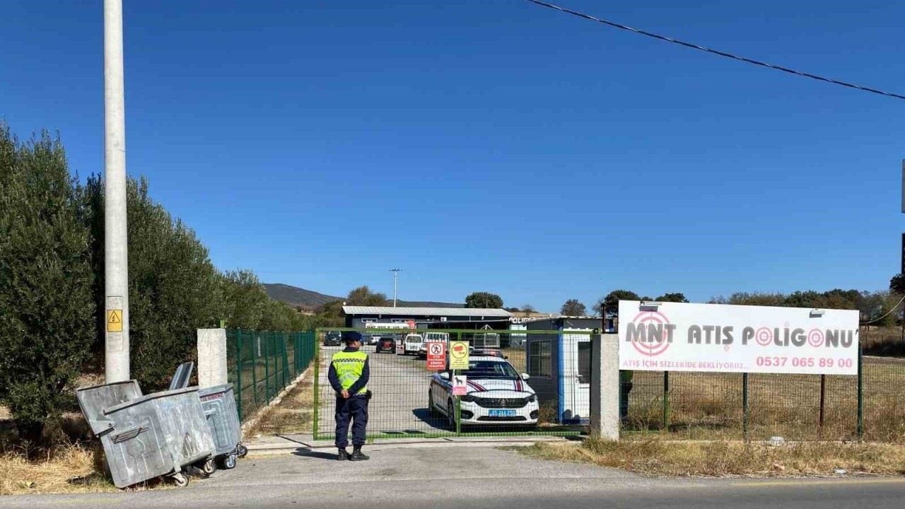 Manisa'da atış poligonunda kendini başından vurdu