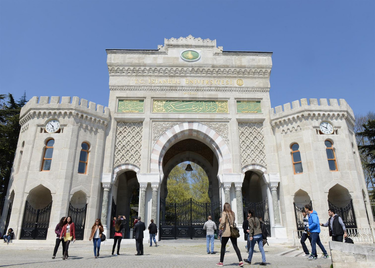 İstanbul Üniversitesi'nden Filistinli öğrencilere dikkat çeken destek