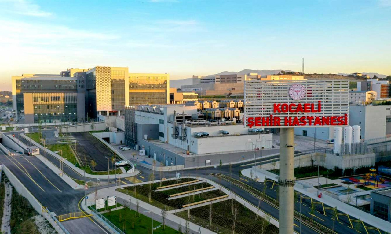 Dehşet Kocaeli Hastanesi'nde! Ameliyat masasına yatanda yanıklar oluşuyor