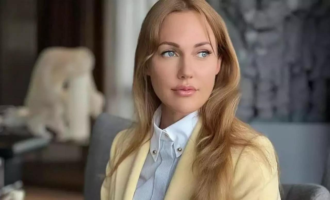 Meryem Uzerli'den New York pozları! Yaptırdığı estetikler olay oldu