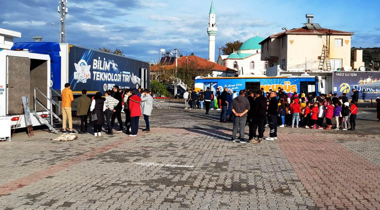 Kepez Belediyesi’nin Mobil Hizmetleri Kaş’ta