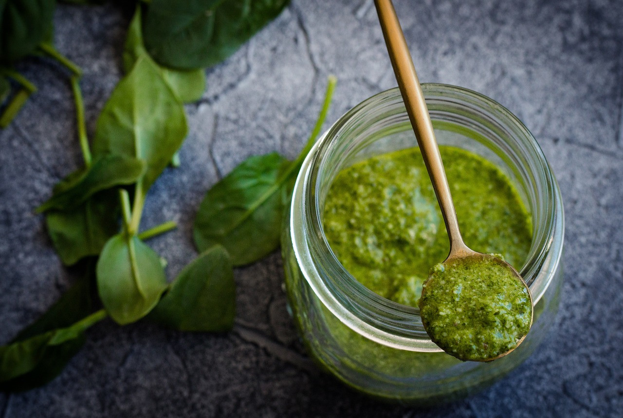 Pesto sosu nasıl yapılır? Ev yapımı pesto sosu tarifi