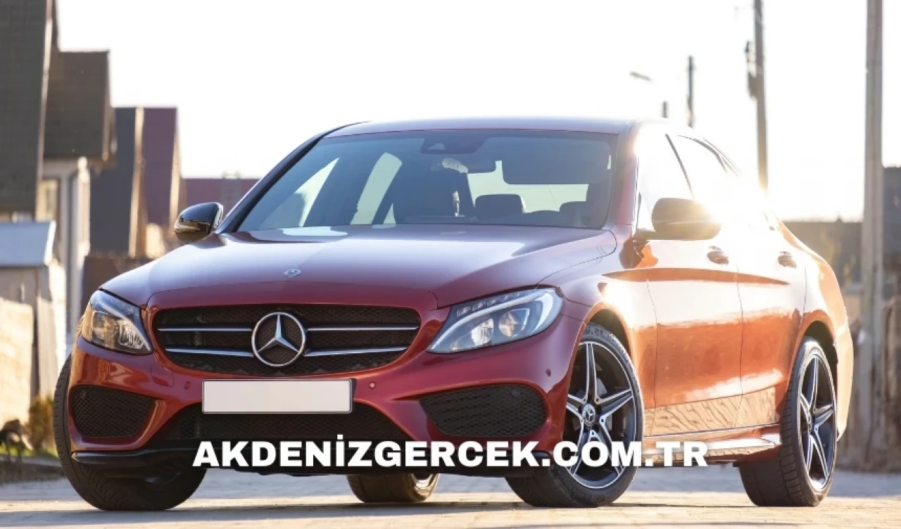 İcradan satılık 2012 model Mercedes -Benz marka otomobil