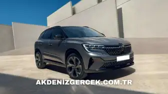 İcradan satılık 2023 model RENAULT