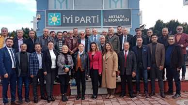 İYİ Parti Antalya Yönetiminden Başaran’a destek