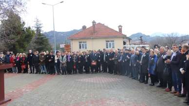 Muammer Aksoy memleketinde anıldı