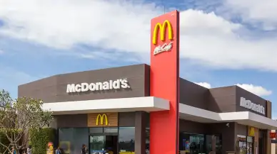 McDonald's ofislerini kapatacak. İşten çıkarmalar da yakın zaman içinde başlayacak