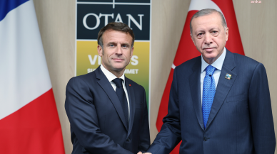 Erdoğan, Vilnius’ta Fransa Cumhurbaşkanı Macron ile görüştü