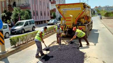 Manavgat’ta yollar bakımda