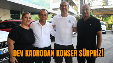 Dev kadrodan dev konser sürprizi